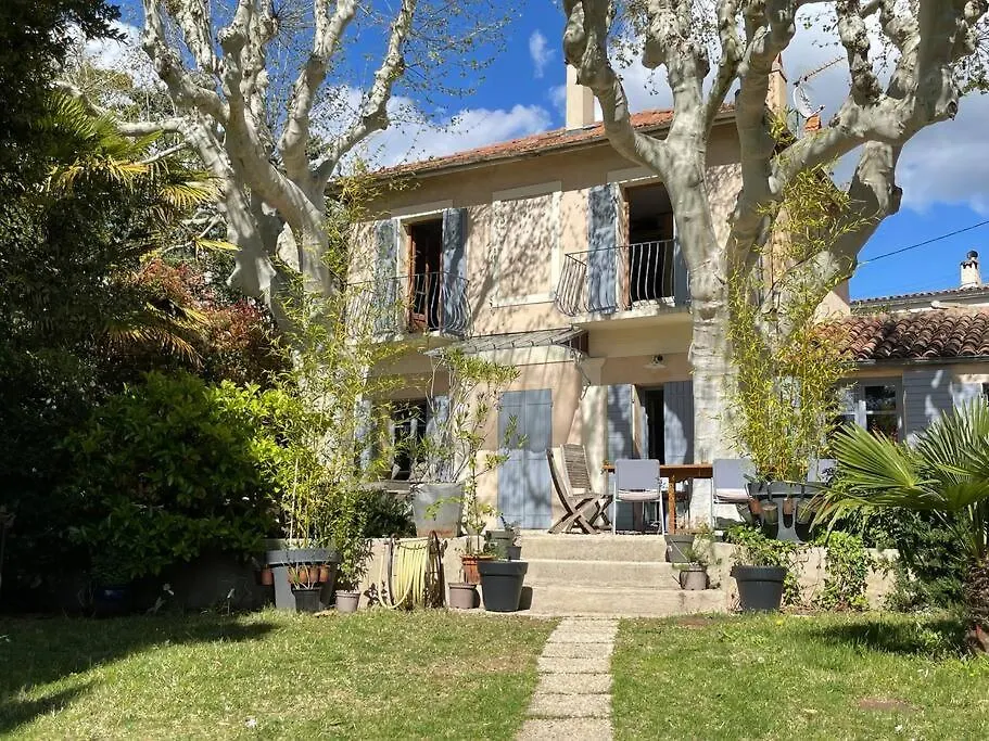 Maison Aix-En-Provence Centre contacts